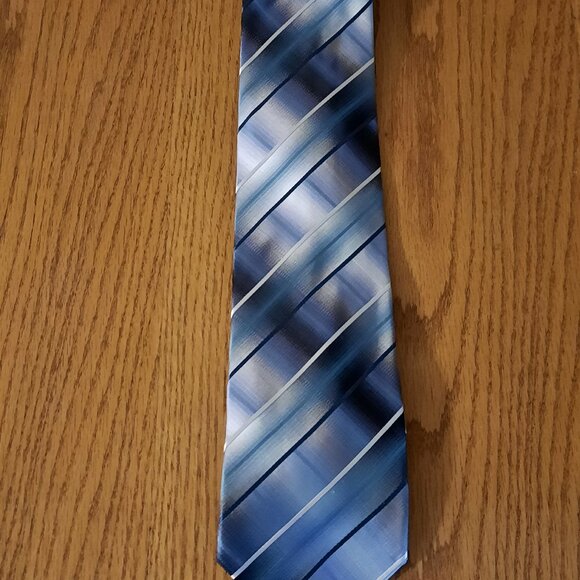 Van Heusen Men’s Silk Tie – Blue, Black & Gray Striped Classic - Picture 4 of 4